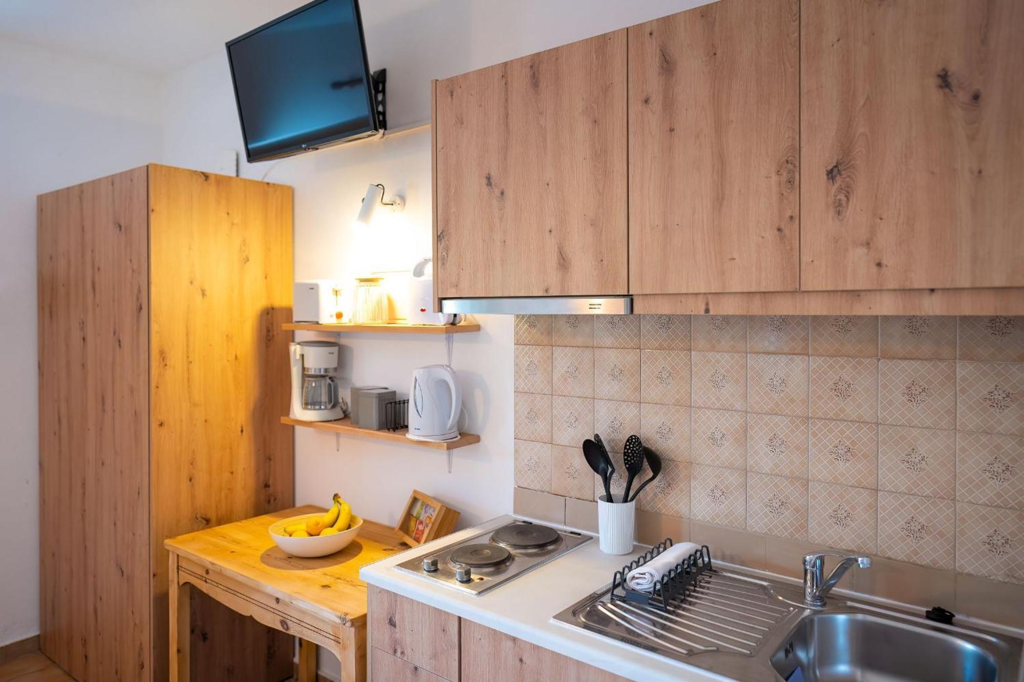 Tselios Apartments & Studios Kiotari Quarto foto