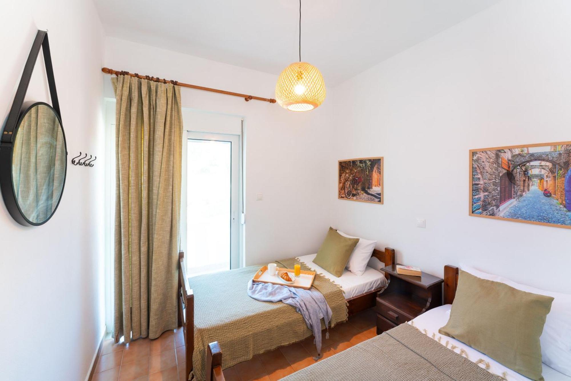 Tselios Apartments & Studios Kiotari Quarto foto
