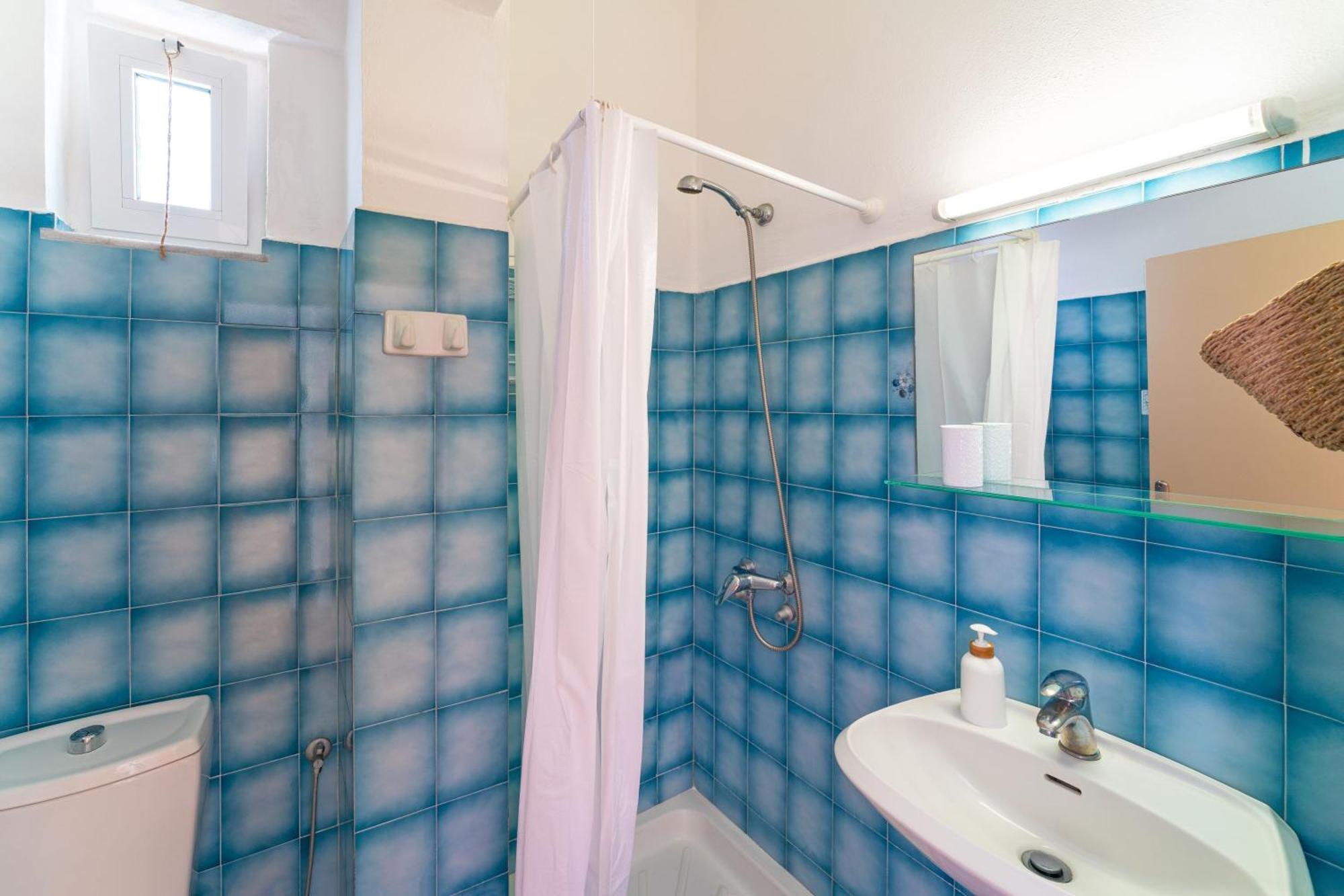 Tselios Apartments & Studios Kiotari Quarto foto